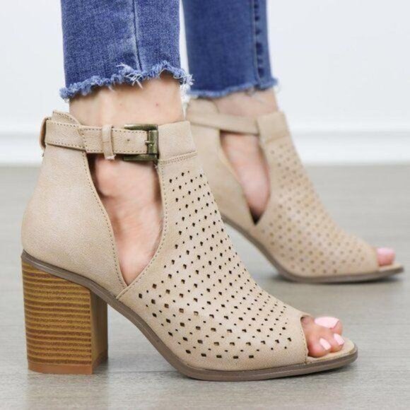 Ankle Boot Block Heel Peep Toe Buckle Strap Cutout Perforated Detailed Taupe - Picture 6 of 7